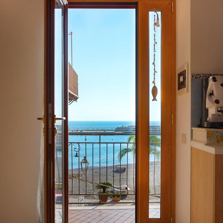 Casa Vacanze "Il Baffo E Il Mare" Cetara Zewnętrze zdjęcie